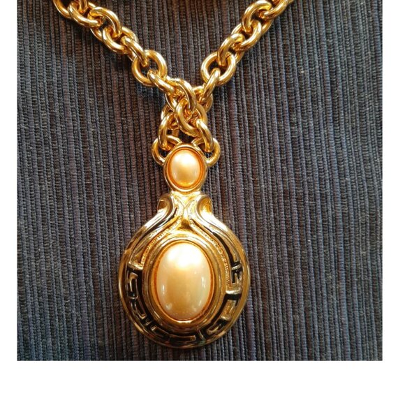 Vintage Fendi Gold-Plated Necklace and Clip-On Earring Set - Picture 1 of 2